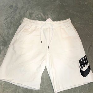 BRAND NEW, NEVER WORN (XL) Nike shorts.